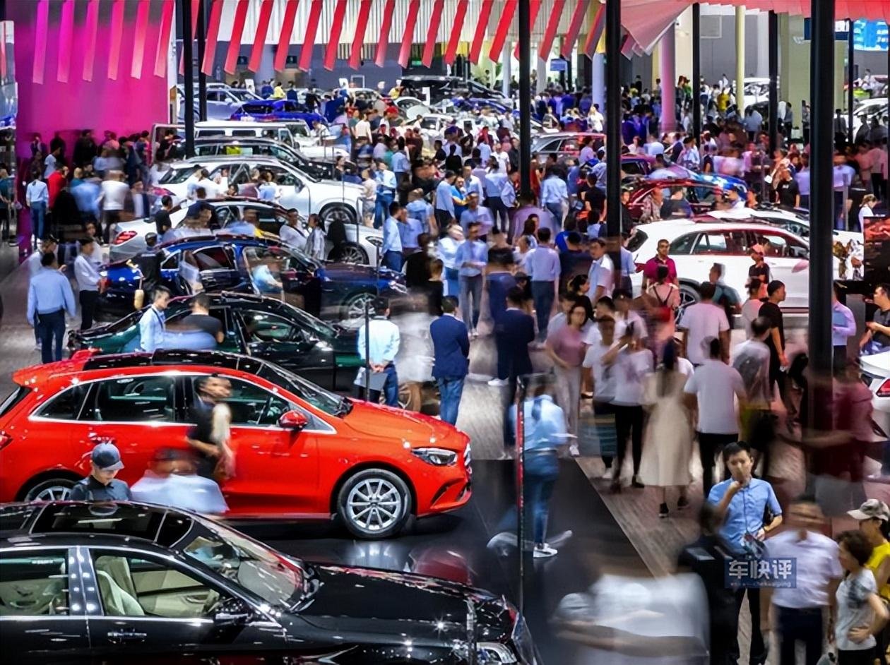 更好地統(tǒng)籌疫情防控和經(jīng)濟(jì)社會(huì)發(fā)展——三年防疫實(shí)踐系列活動(dòng)