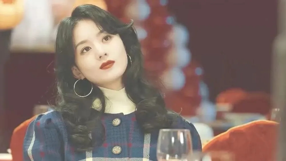 讓曾經野心最大的趙麗穎躲過“85花”