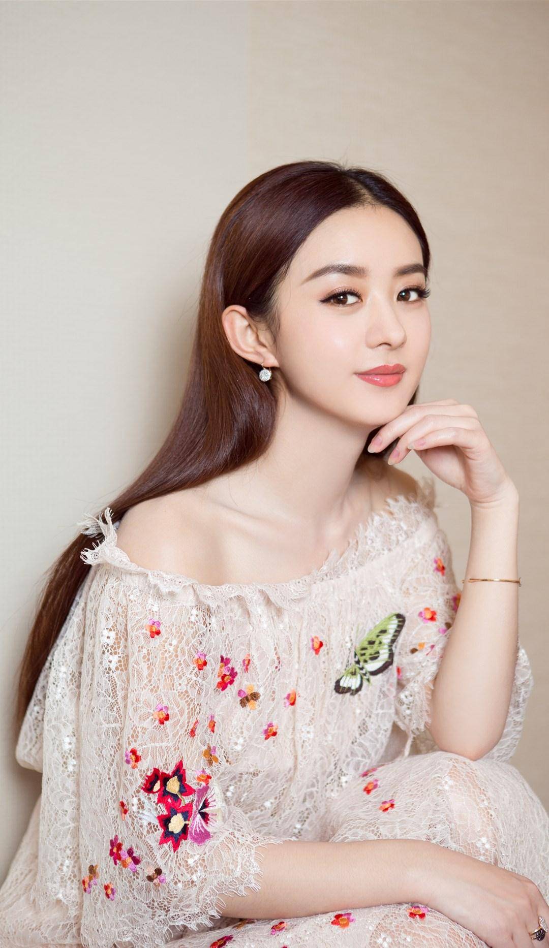 吳千語:“假名人真迷人”，半年在LAM Raymond消費7000萬，再俘獲100億富豪和年輕人