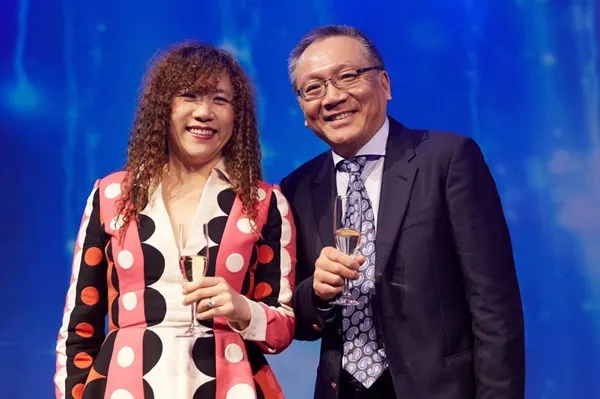 IPhone 15暴跌1500元？