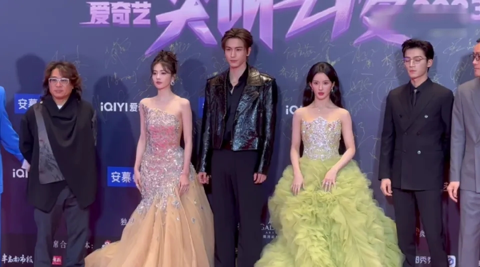 《焚城》反派王敏德：當(dāng)“明星機師”上尉，娶頂級名模，羨煞旁人