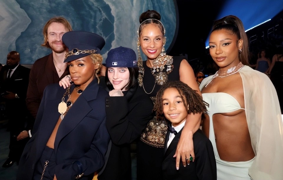 嫁給70歲富翁？坐擁四任丈夫？央視名嘴私生活的謠言有多離譜