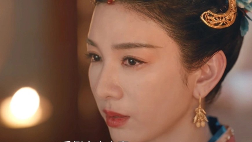 景甜的美貌落差：成也眉毛，敗也在眉毛！