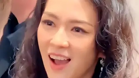 44歲熊黛林被富豪老公偷拍，皮膚白嫩光滑驚艷全網(wǎng)！網(wǎng)友：狀態(tài)絕了