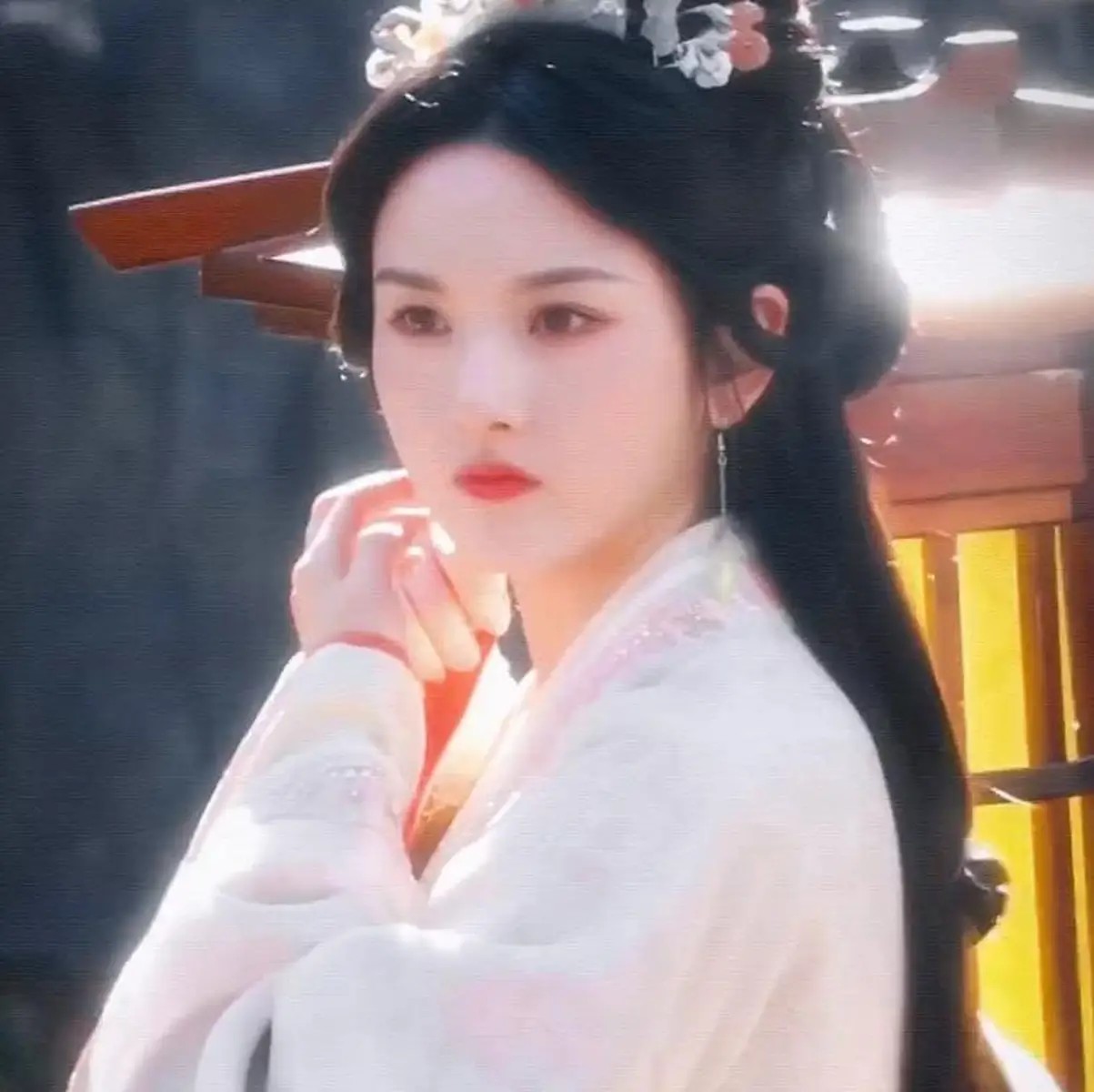 吳綺莉拒絕回應小龍女近況！女兒離家8年，盼母女關系破鏡重圓