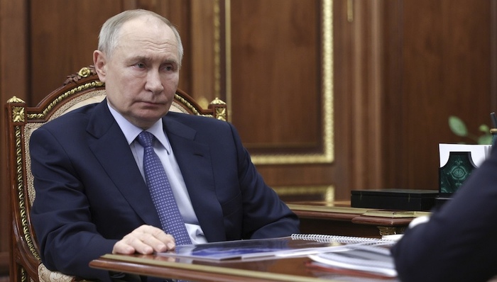 雷軍最新演講：小米直面挑戰，汽車安全與自研芯片并進?