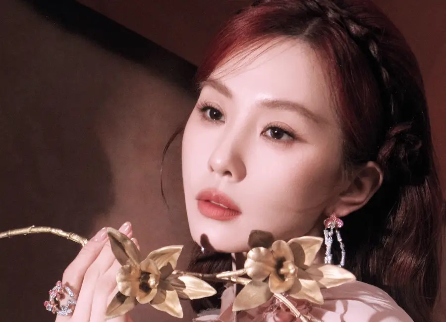 劉美含發(fā)文引戀情爭議 饒雪漫喊話其快回來吃飯