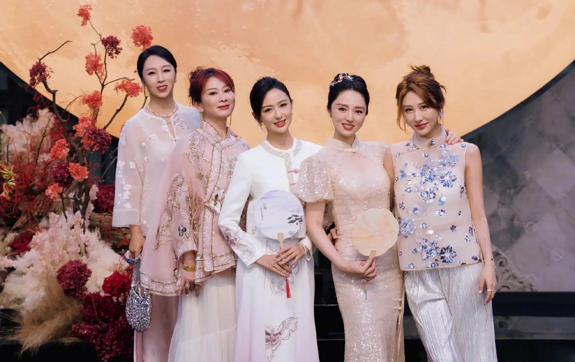 曹保平談新片《蠻荒禁地》：張譯易烊千璽對手戲亮點多，回顧與周迅合作細節