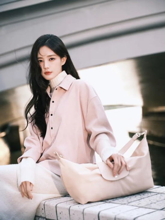 一頓“蹭來”的晚飯，80后海歸拿到千億賽道門票